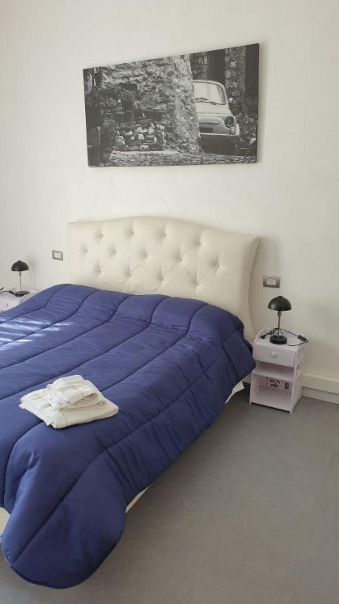 Madison Bed & Breakfast เนเปิลส์ ภายนอก รูปภาพ