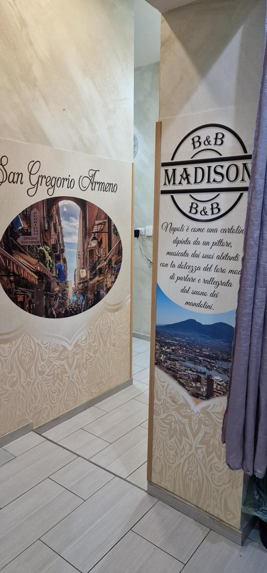 Madison Bed & Breakfast เนเปิลส์ ห้อง รูปภาพ