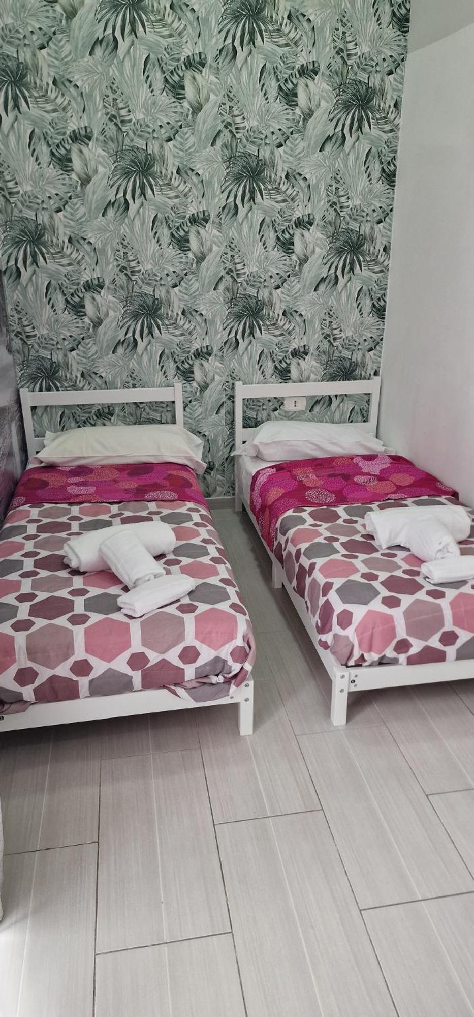 Madison Bed & Breakfast เนเปิลส์ ห้อง รูปภาพ